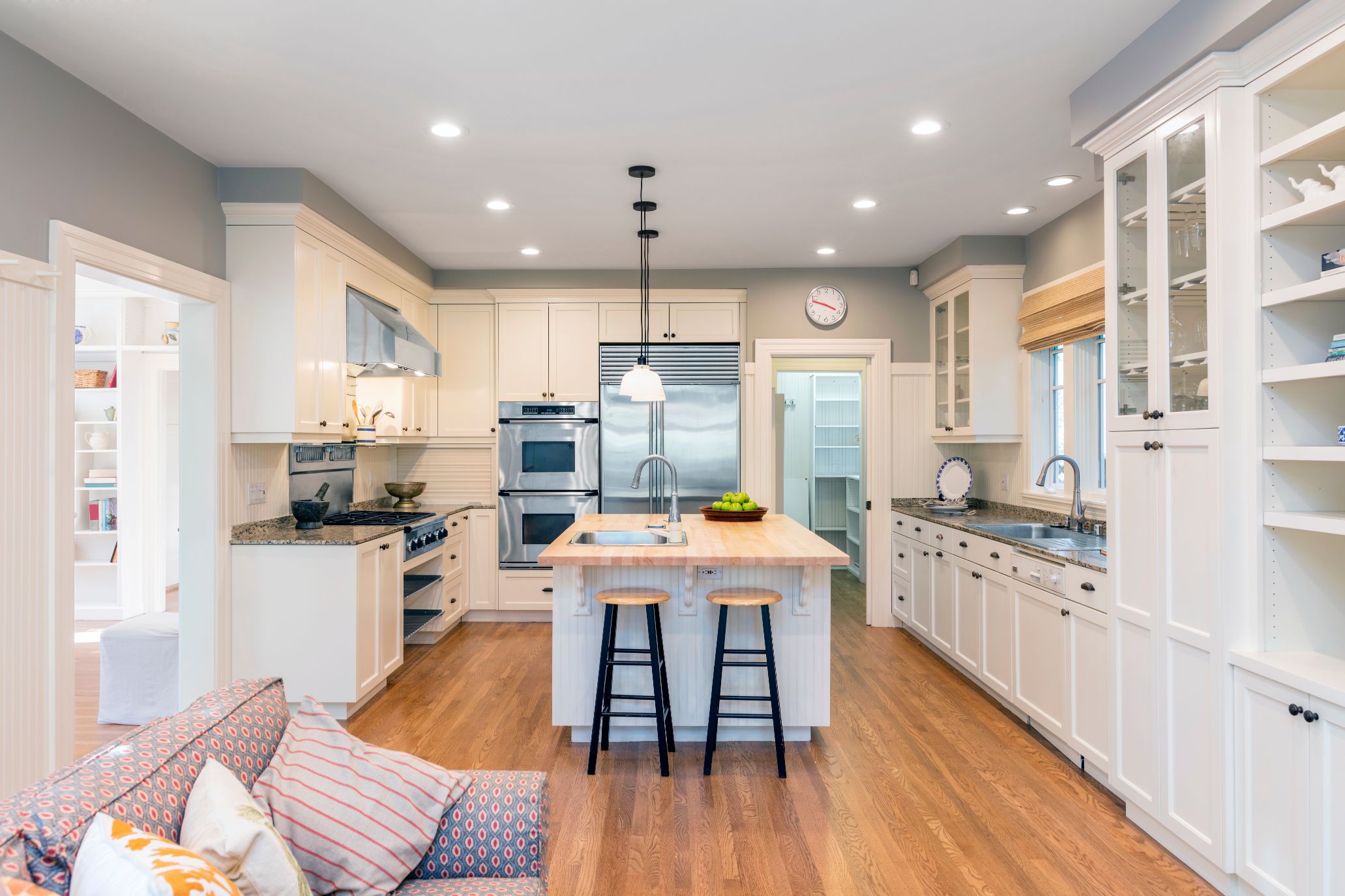 Traditional Kitchen Kitchen Remodel by M&D Home Repairs and Remodeling LLC project photo